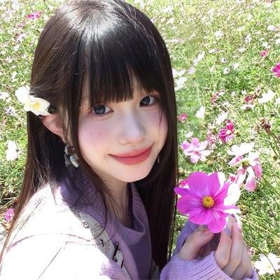 男人转化出机器人铠装